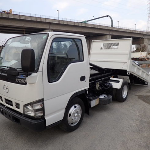 マツダ　タイタン　イスズ　エルフ　2t