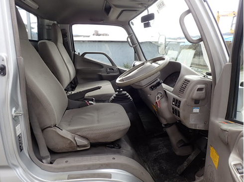 再生中古トラック販売　TRUCK123