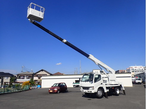 日野デュトロ 高所作業車
