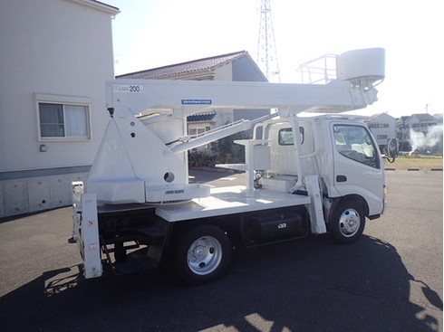 通信工事 看板設置 ペンキ屋 設備屋