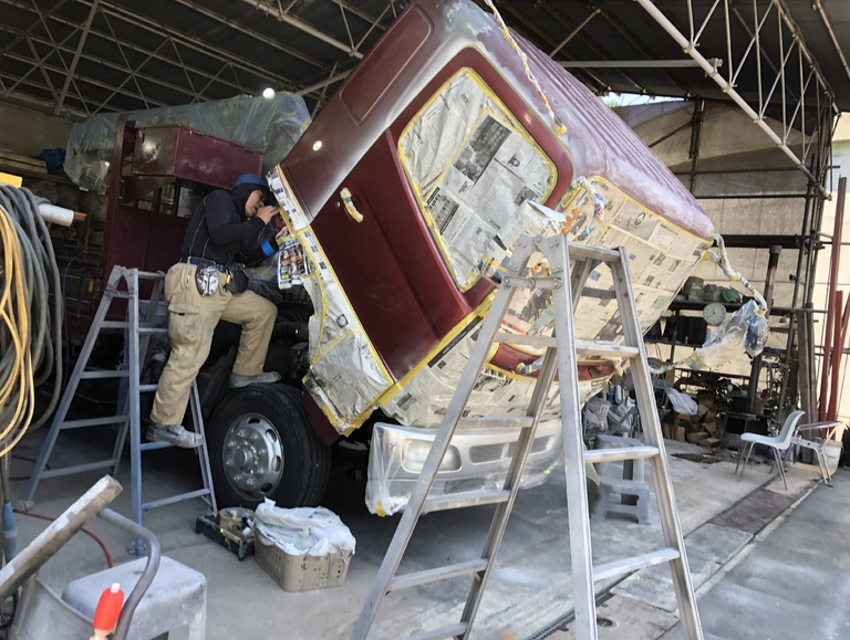 塗装スタッフ　塗装工