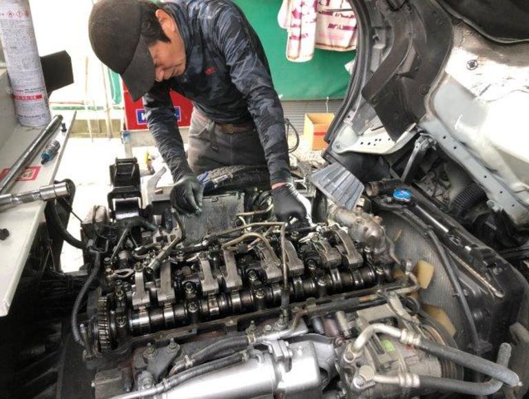 自動車整備工　自動車修理　求人募集　