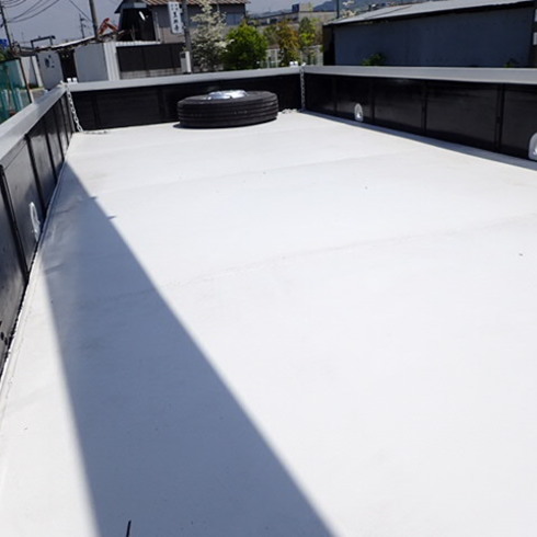 いすゞトラック荷台張替え　