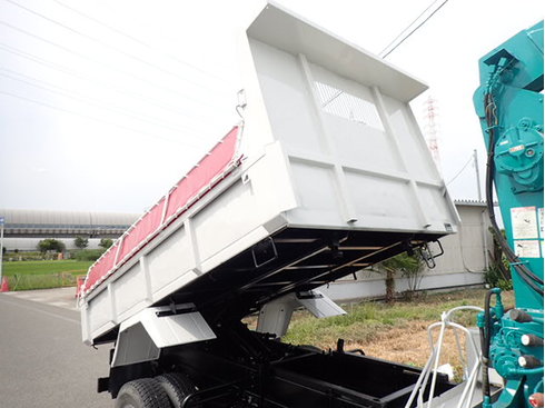 ＴＲＵＣＫ１２３　トラック１２３　有限会社フリーマーケット１２３　高品質　重機運搬