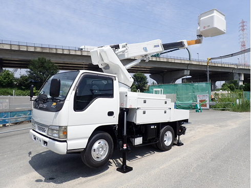 いすゞエルフ高所作業車