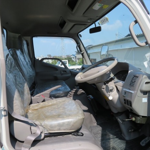 中古トラック販売　修理　架装　4段ブーム　ラジコン