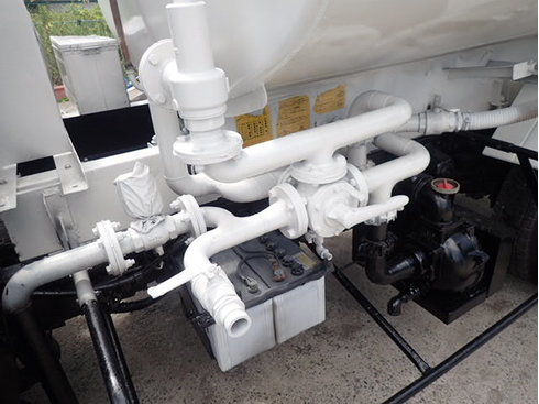 PTOプロペラシャフト一式交換　散水ノズル清掃　フロント散水ドレンコック及びニップル交換　水ポンプ用Vベルト3本交換　ピロブロック一式交換　
