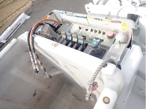 ワンピン　アース　200㎏バケット　FRPバケット　高所部年次点検