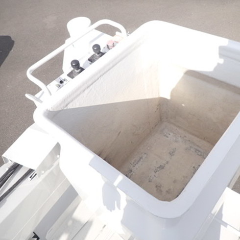 FRPバケット　安全装置　120㎏バケット　各種メンテナンス　通信工事