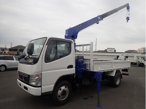 三菱ふそう　キャンター　クレーン　3段　2t