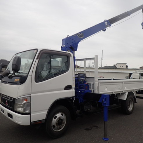 三菱ふそう　キャンター　クレーン　3段　2t