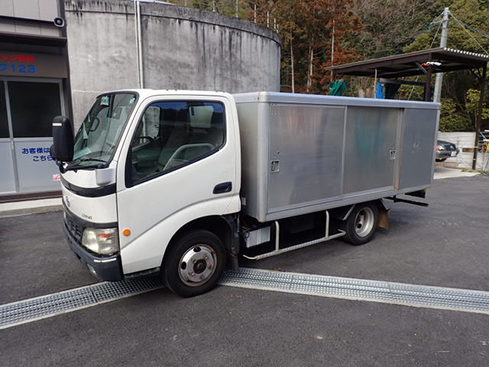 トヨタ　ダイナ　ボトルカー　アルミバン　2t
