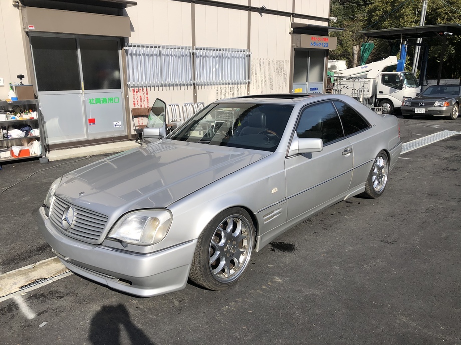 メルセデス ベンツ Cl500 W140 オートクチュール 平成7年登録の古い車が入荷しました 入荷 今日のトラック１２３ スタッフblog 大阪の再生中古トラック専門店 販売 買取 トラック１２３