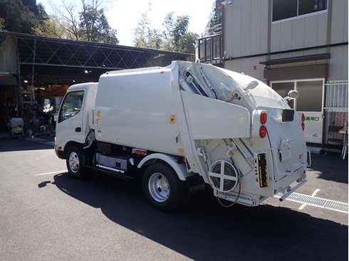 再生中古トラック販売　TRUCK123