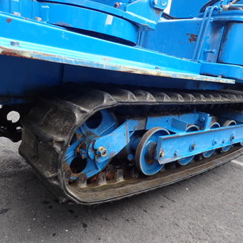 狭い進入路 傾斜地 不整地 ゴムキャタ　