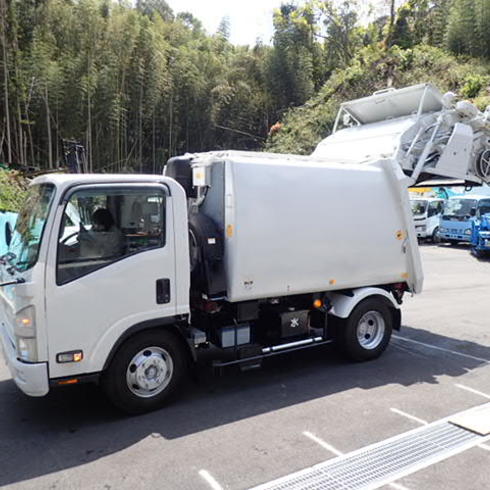プレス　パッカー　塵芥車　ごみ収集車　清掃車