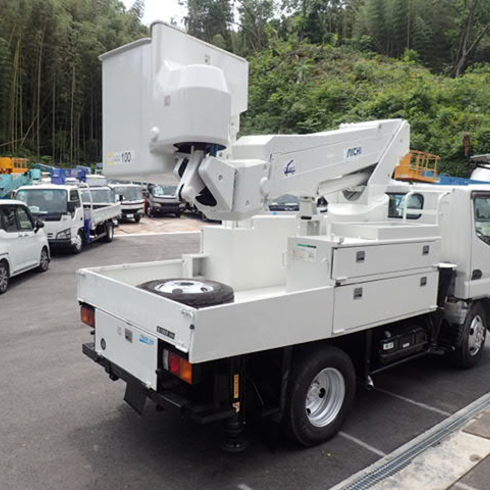 FRPバケット　ブレーキパッド交換　エンジン水回りオーバーホール　アイチ　SH106