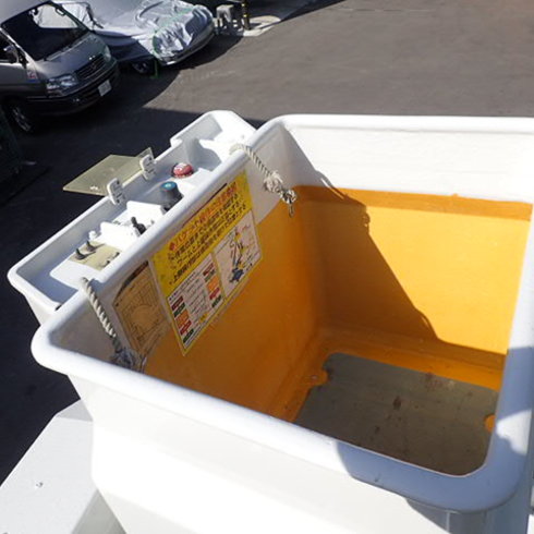 ジャッキ自動　格納　荷台下長物　作動自動格納