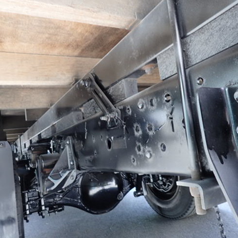 ユニック車　クレーン車　 再生中古トラック　小型クレーン