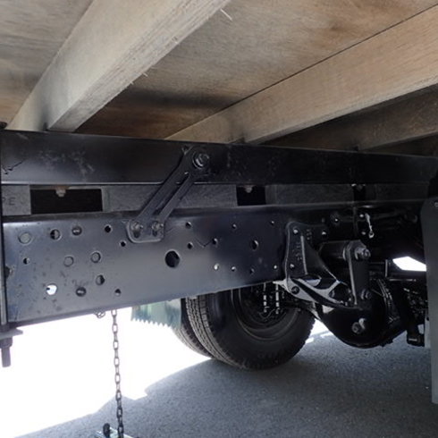 クレーン　ダンプ　高所作業車　バケット車