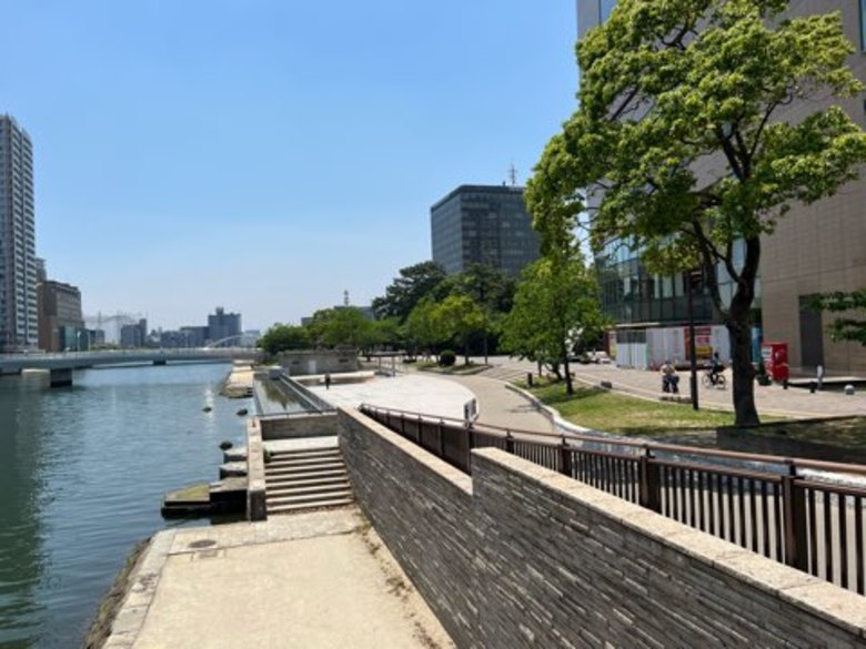 川のある風景