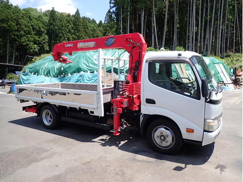 ユニック車　クレーン車　 再生中古トラック　小型クレーン