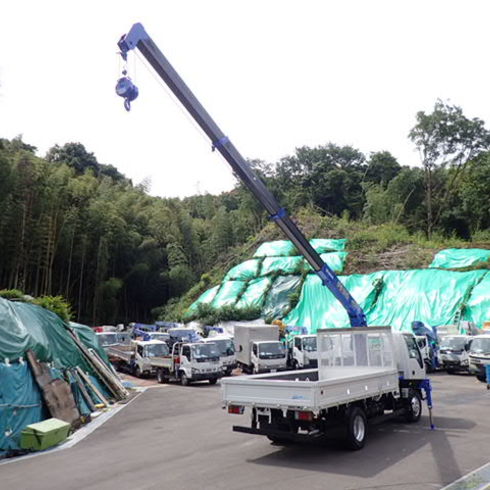 準中型免許　再生中古クレーン　ワイドロング　3tトラック　小型クレーン