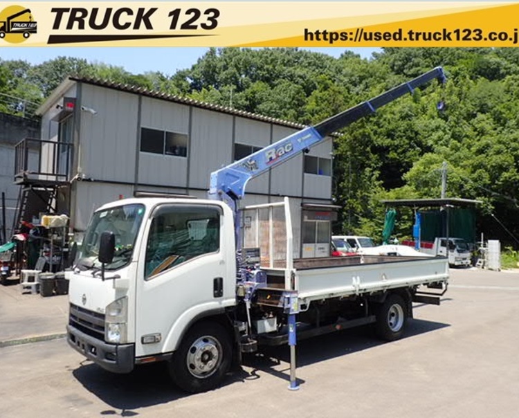 中古再生トラック ラジコン付クレーン車 H21 三菱キャンター 2 95t 標準ロング 3段クレーン ラジコン フックイン タダノ Zr263 荷l362 型式 Pdg Fe73dn エンジン型式 4m50 キャブ クレーン塗装済 クレーン 穴堀建柱車 中古トラックを探す 大阪の再生中古