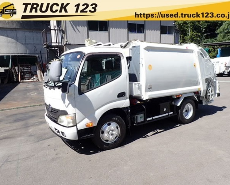 平成26年式 小型 エルフ プレス式 スケール パッカー車 4 3立米 新明和 一般ごみはもちろん 粗大ゴミの収集にも パッカー車 塵芥車 バキュームカー 糞尿車 散水車 清掃車 中古トラックを探す 大阪の再生中古トラック専門店 販売 買取 トラック１２３