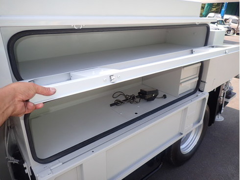左右工具箱　はしごかけ　敷板4枚　