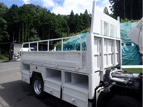 整備　架装　修理　車検　塗装