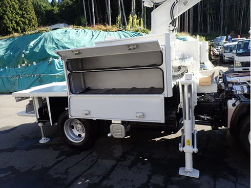 12ｍ高所作業車 通信工事 緑地管理 メンテナンス