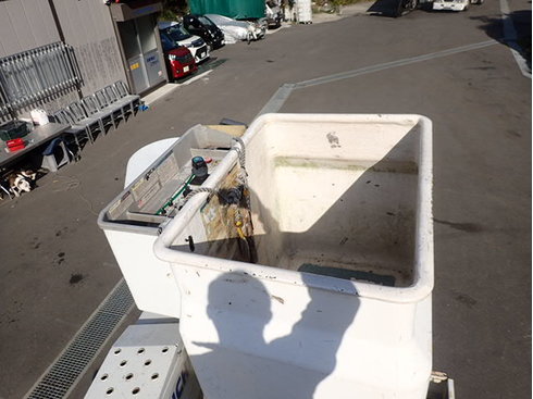 アイチバケット車 2tトラック　中古