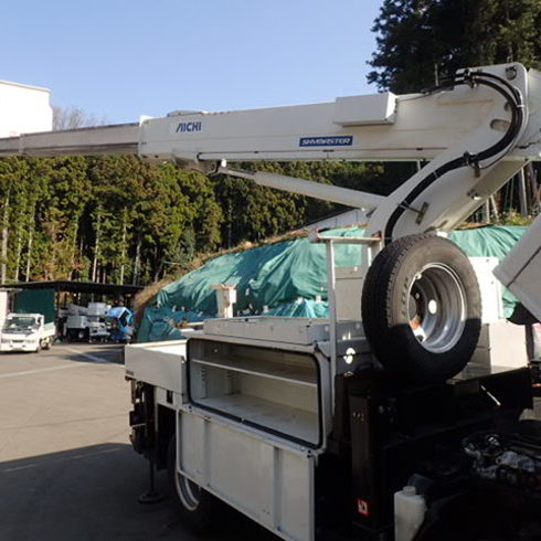 イスズ 小型 トラック 中古