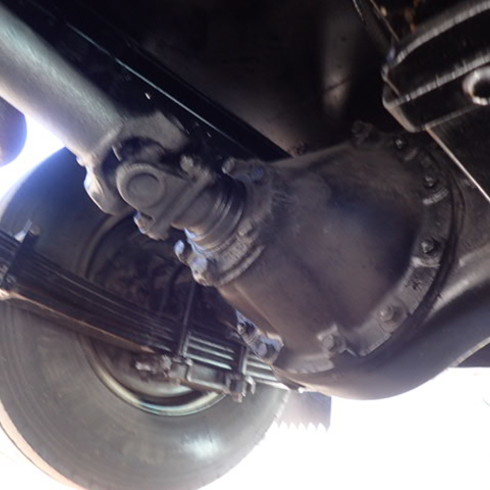 トラックシャーシ　小型　8ナンバー