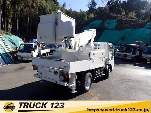 クレーン　高所作業車　ダンプ　重機　パッカー車