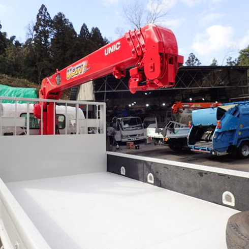 床鉄板　アオリ水平チェーン　セイコーラック　アオリ穴　荷台下工具箱