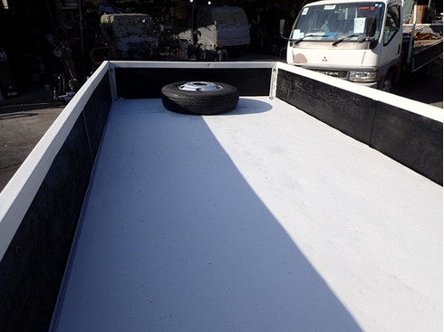 床鉄板　アオリ水平チェーン 鳥居下部鉄板　荷台下工具箱