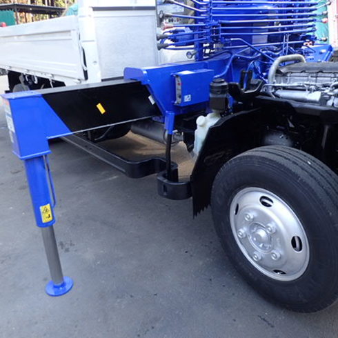 ユニック車　クレーン車　 再生中古トラック　小型クレーン