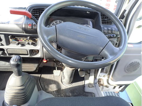 クレーン　高所作業車　ダンプ　重機　パッカー車