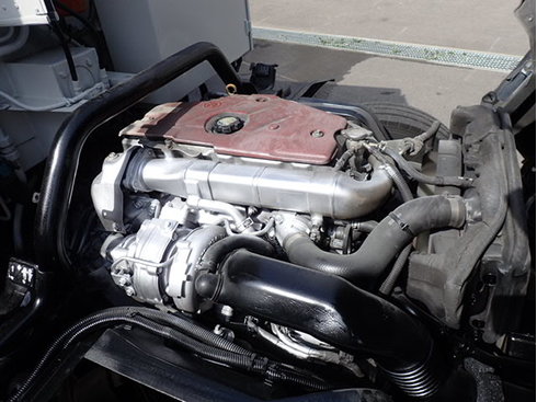 TKG-XZU600X N04C　4.00L　ディーゼルターボ