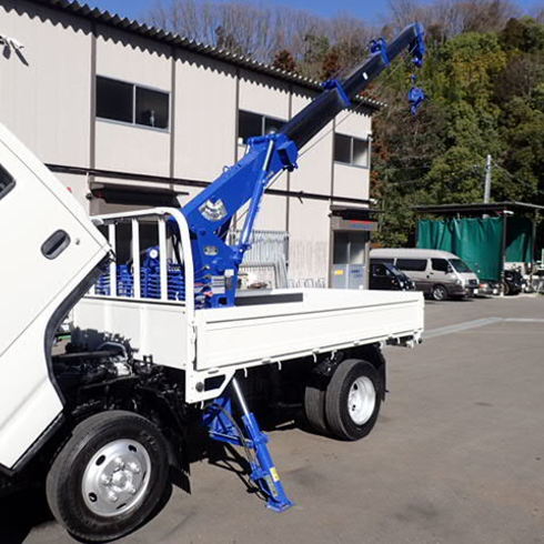 クレーン　高所作業車　ダンプ　重機　パッカー車