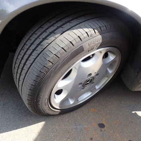 タイヤ　アルミホイール　225/55R16 95V　