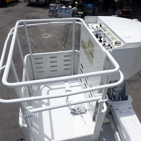 バケット車中古 エルフ高所作業車