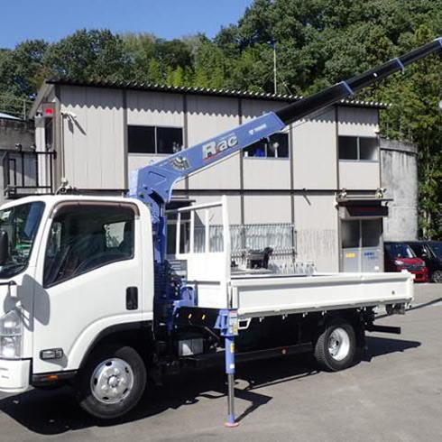 isuzu　イスズ　いすゞ　エルフ　ELF
