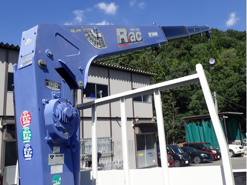 TADANO　タダノクレーン　小型3t　トラック