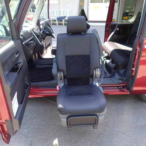 広々　大開口　快適　シートアレンジ