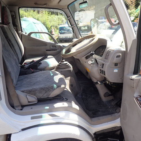 UNIC　クレーン 解体 足場 産廃業