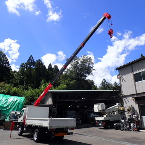 4段クレーン ラジコン　クレーン ワイドアウトリガ