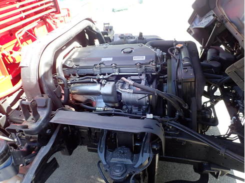 PB-LPR81AR　4HL1　4.77L　ディーゼル